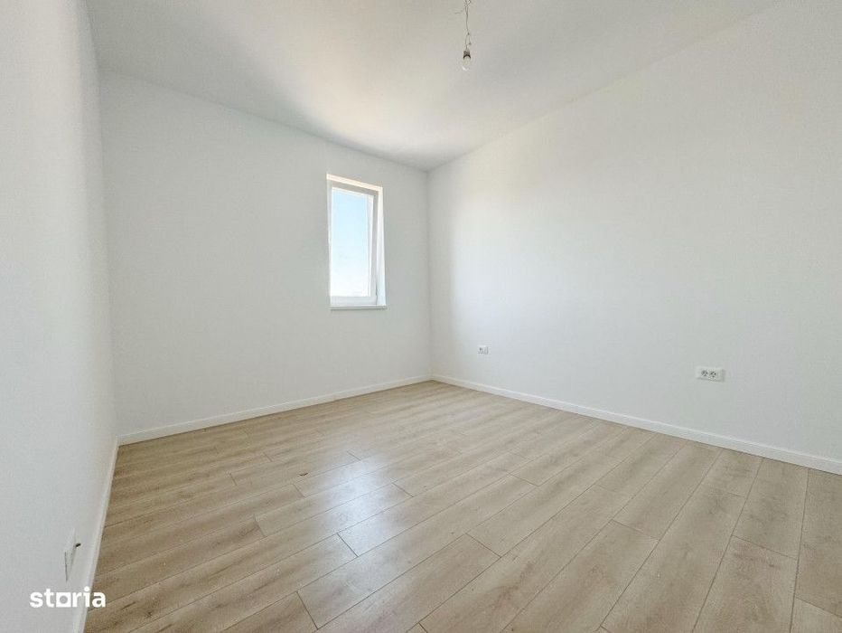 Penthouse 3 camere,decomandat, 89.7mp utili,toate utilitatile,Aradului