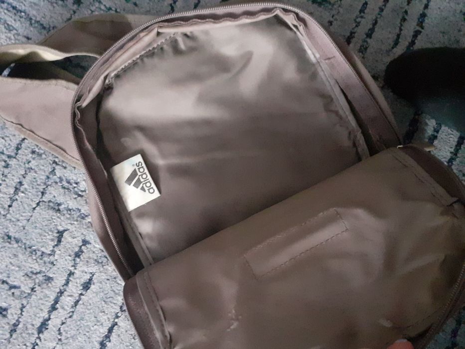 Оригинална чанта "Адидас "