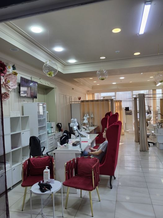 Действующий салон красоты
