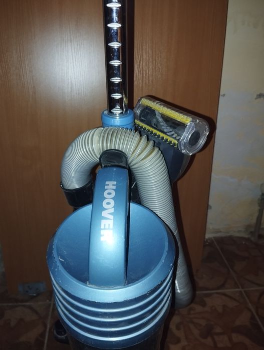 Турбо пылесос Hoover VR 81