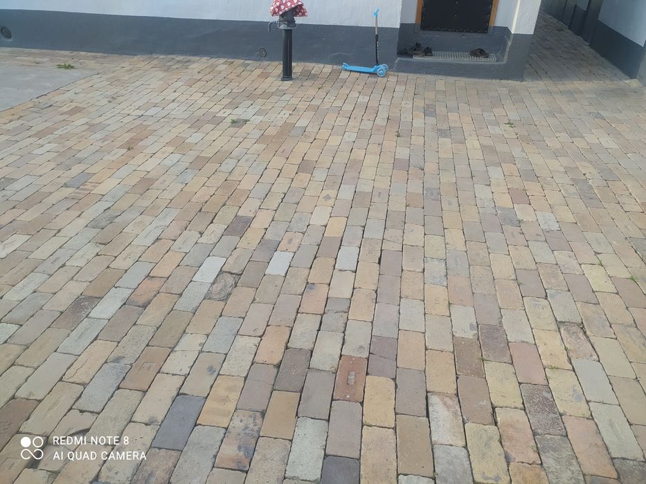 Дом расположен по Толе би