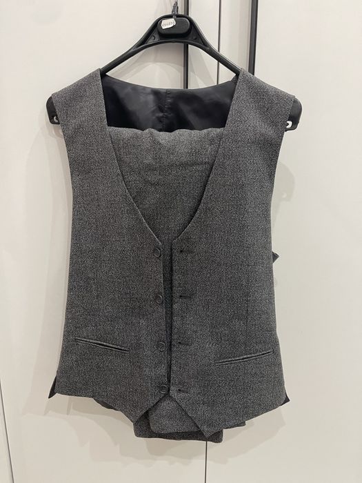 Классический костюм 3/1  продам