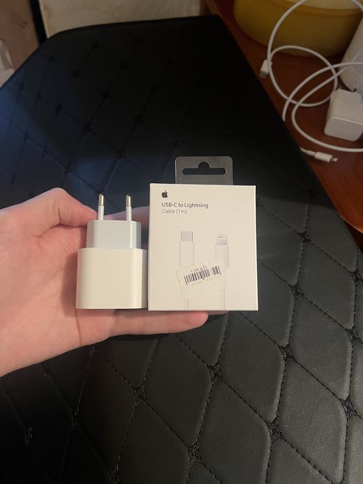 Продам Адаптер со шнурм Айфона