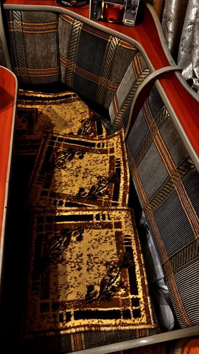 Кухонный гарнитур + стол с стульями 3в1