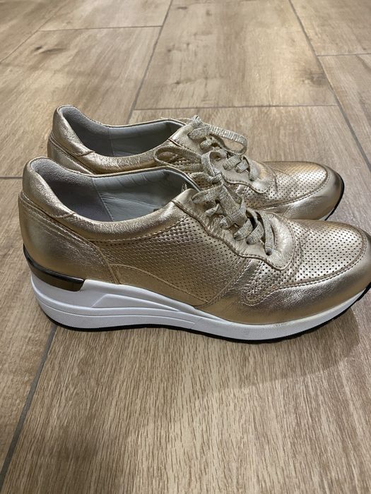 Aquamarine обувки/сникърси естествена кожа, златисти, 40 номер