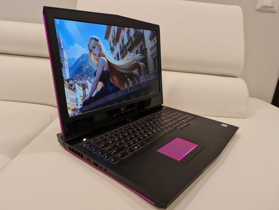 Laptop gaming Alienware ,intel core i9 ,video 8 gb, ram 32 gb,  17,3"
