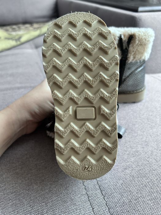 Ботинки утепленные