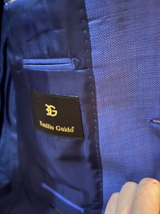 Костюмы. Размер 48-50.