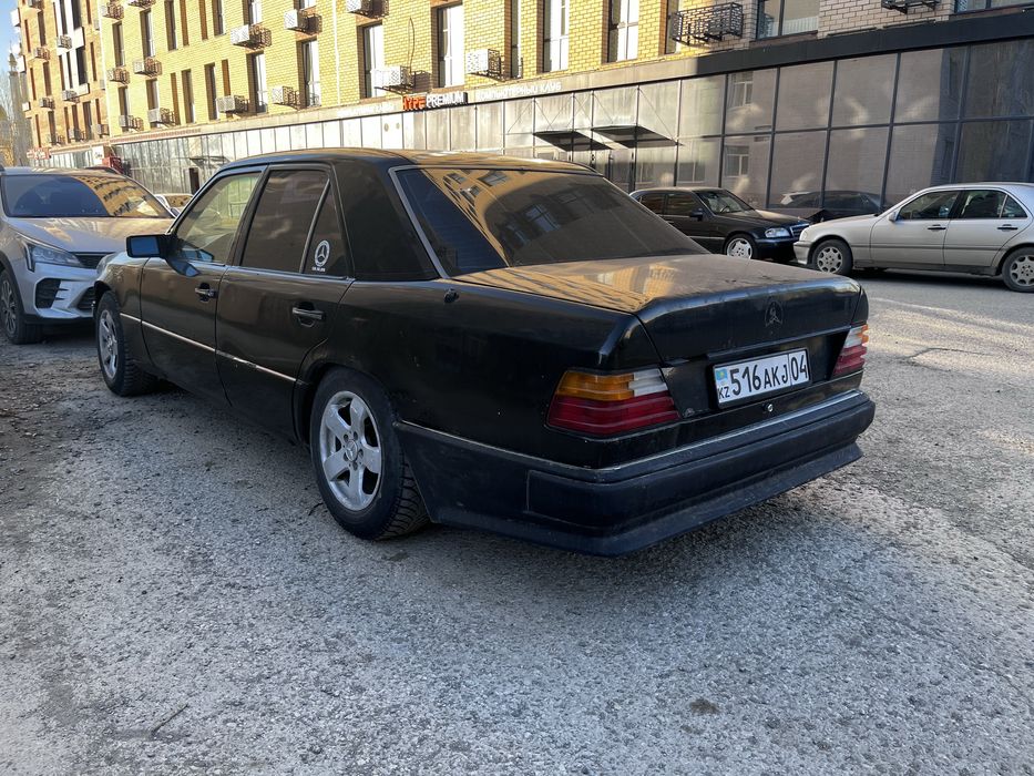 Продам мерседес 124