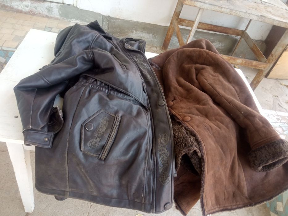 Женская одежда.  .