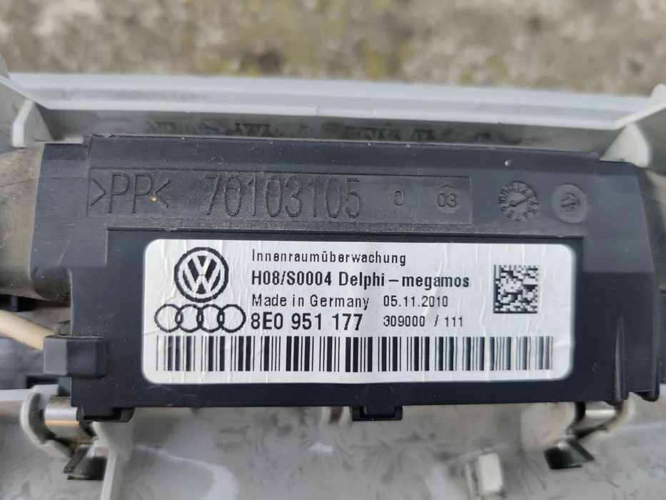 Plafoniera / Lampa plafon cu lumini AMBIENTALE Seat Exeo Audi A4 B6 B6 8E0951177