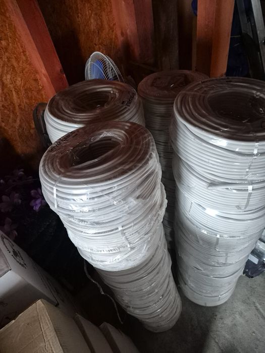 Cablu litat de 3 dimensiuni 3×2,5 300 lei 2×2,5 250 lei sau 3×1,5 220 lei