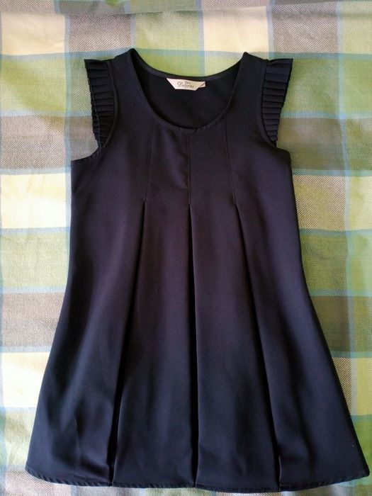 Продам школьный сарафан на девочку