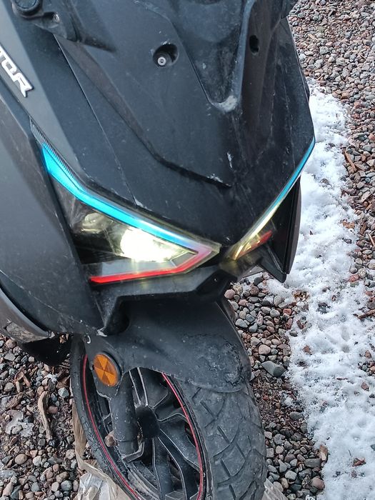 Продам макси на Лия моторе