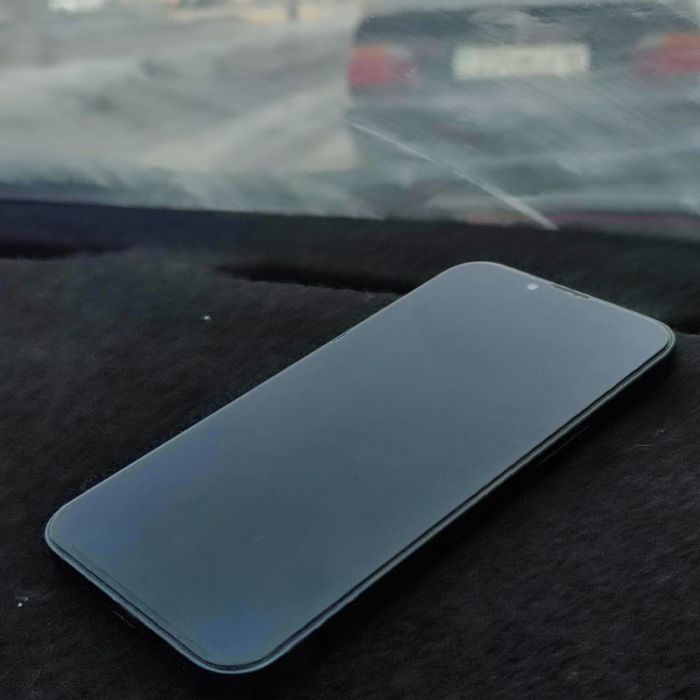 Продам Iphone 14