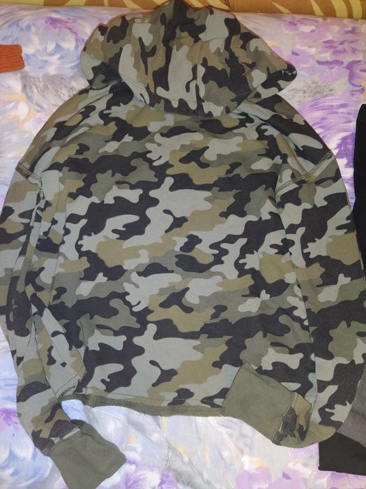 Лот 140-146 LcWaikiki елек, долнища, худита и тънки блузки