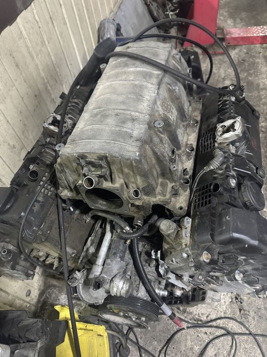 N62 b4.4  bmw двигатель