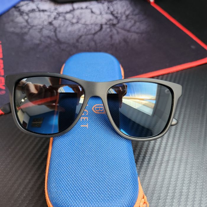 Bulget детски слънчеви очила Нови!