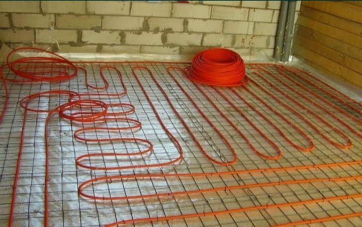 Сварщик, сантехник, электрик.