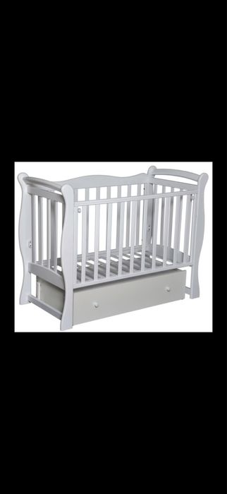 Кроватка из российского дерева, с матрасиком