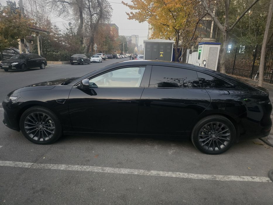 Машина в хорош в хорошем состоянии