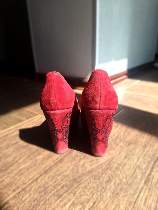 Продается каблуки