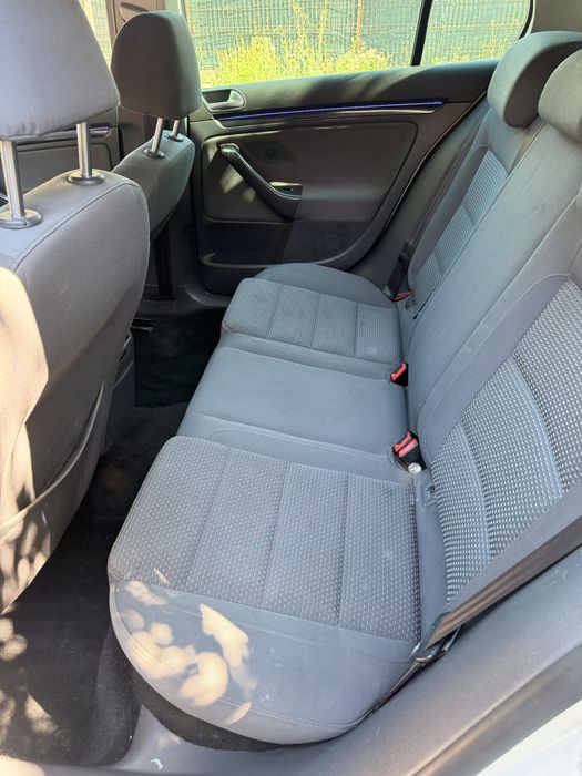 Golf 5 1.9 TDI 2009 | DPF | Trapa | Ambiental | Stelute in plafon | Navigatie | Sistem audio