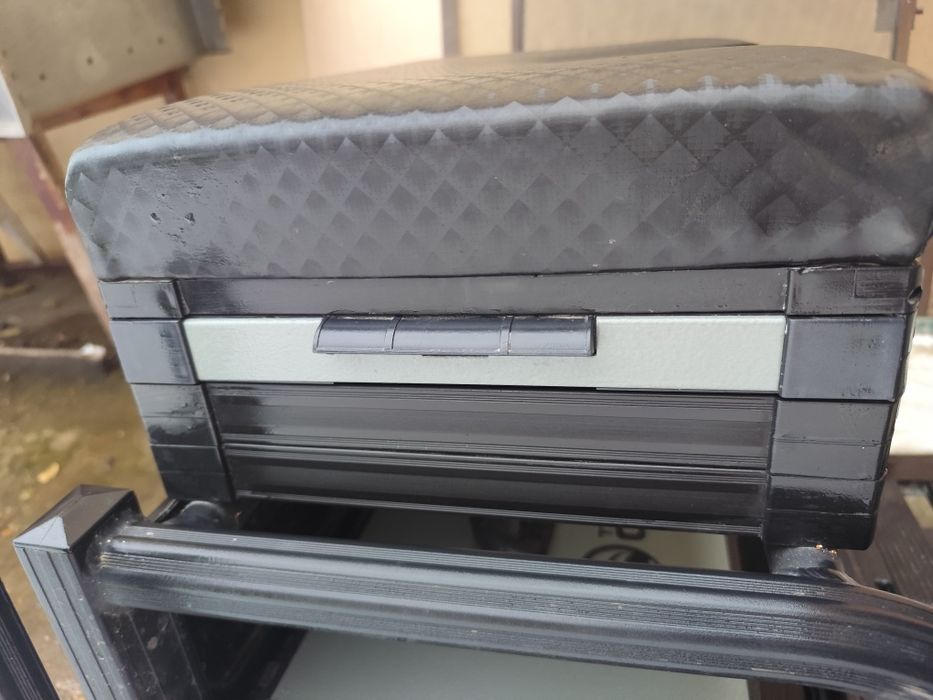 Vând modularul Guru Rive st 8