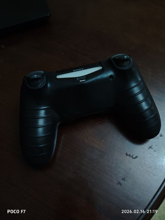 Продам Dualshock 4 от Ps4