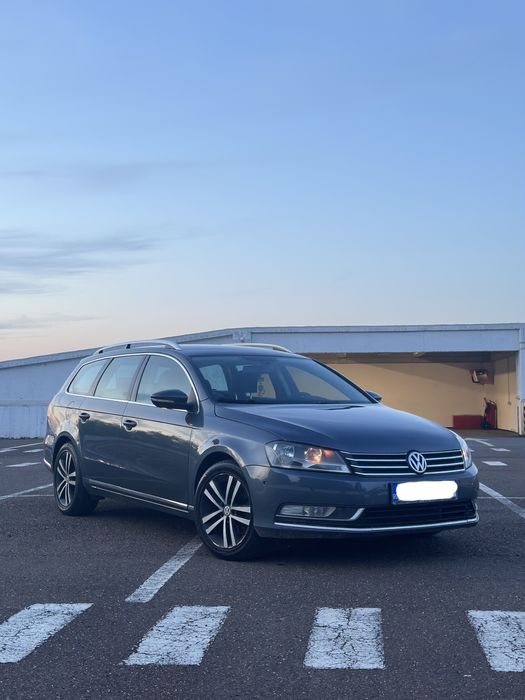 VOLKSWAGEN Passat 0