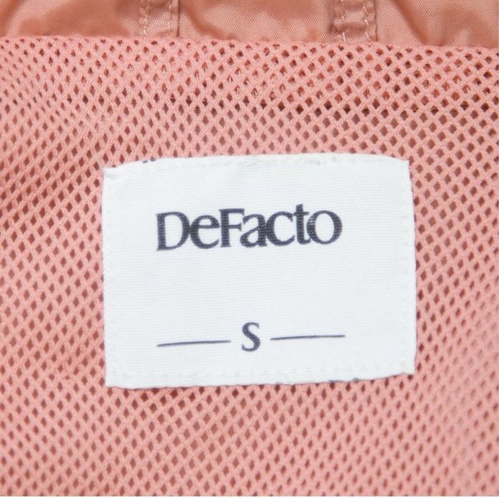 Женская ветровка Defacto размер S