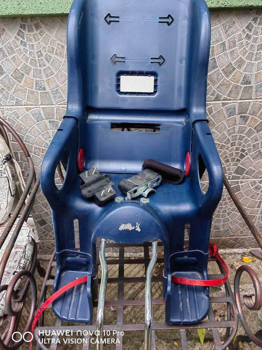 Детски столчета за кола