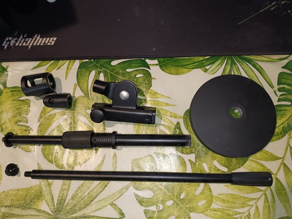 Стойка для микрофона кронштейн пантограф держатель