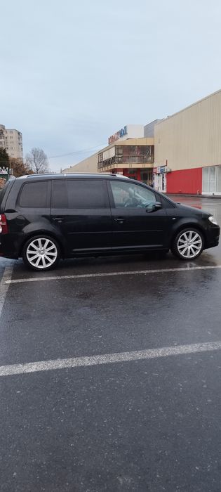 Touran R-line 2010. Edition   170 cp 7 locuri