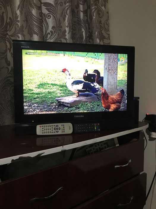 Телевизор б/у Toshiba