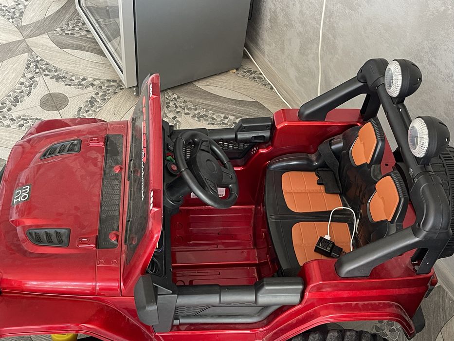 De vanzare masina electrica