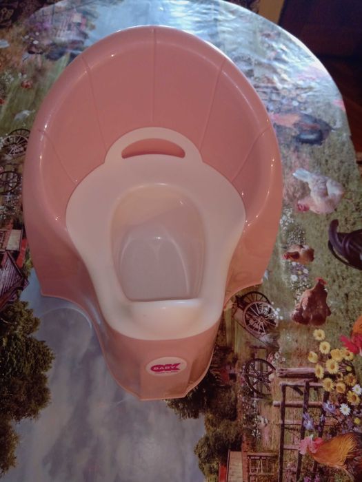 Детско гърне BIG- форма на кола с волан