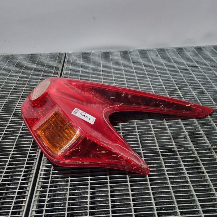 Stop Dreapta Nissan Juke 2010 - 2014 SUV 4 Usi (1451) Bec clasic