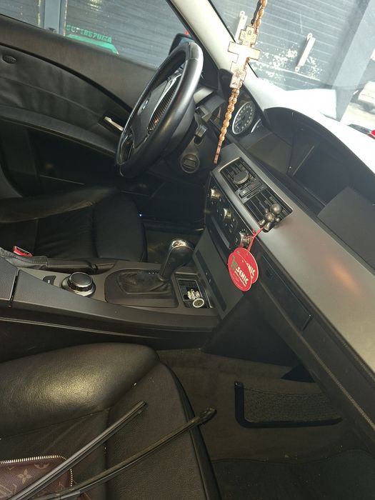 Bmw e60 2006 520 163 cp