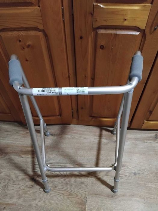 cadru de mers medical nou