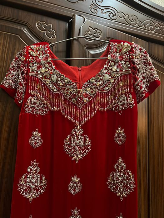 Kuylak ishton qizil, toshli