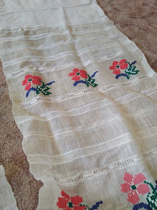 Ștergare cusute manual, motiv floral diferite modele