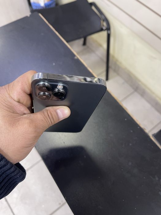 Apple 12 pro max 256 pamet  85yomkost smsga javob yozolmiman tel qlila