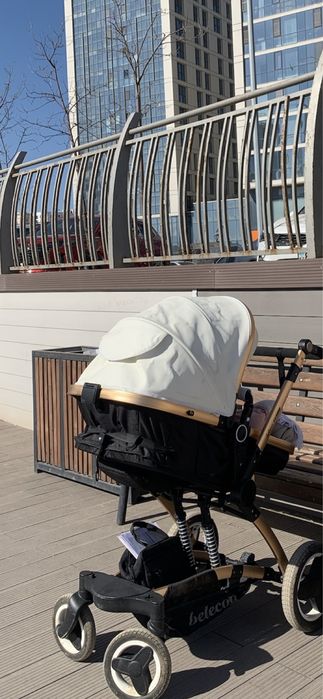 Коляска beeleco