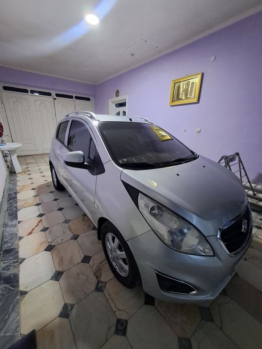 Спарк сотилади срочний афтамат