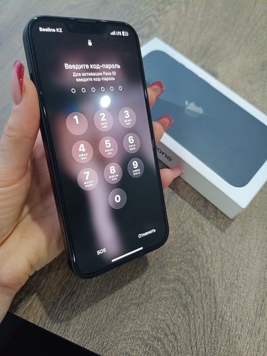 Продам айфон 13 128гб