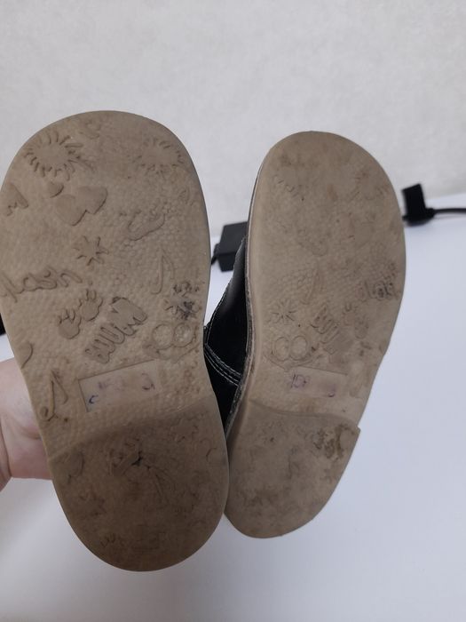 Продам кожаные сандали Неман в садик