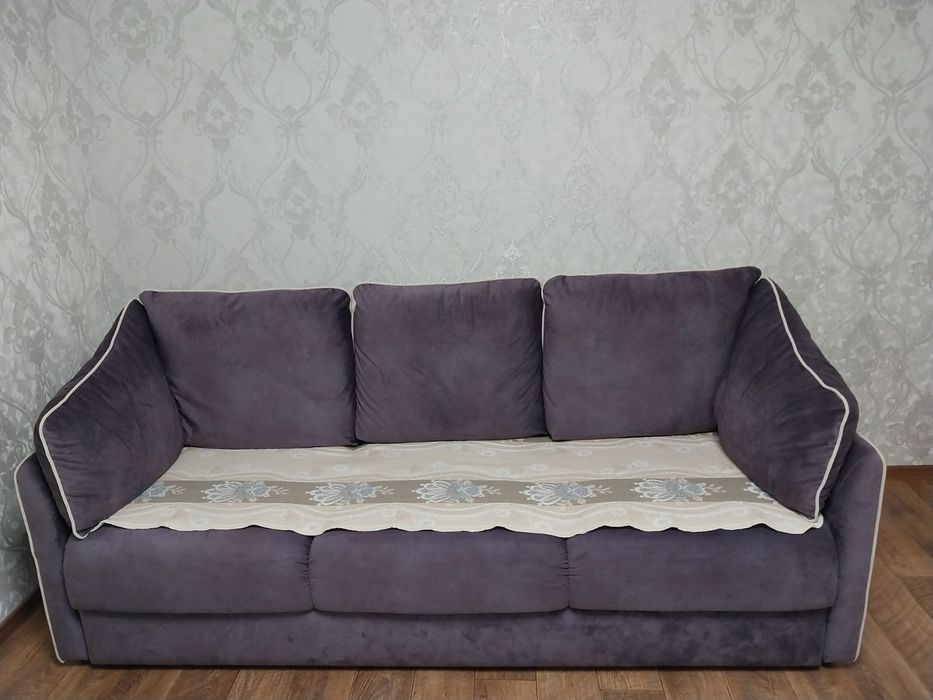 Срочно! Продается диван.