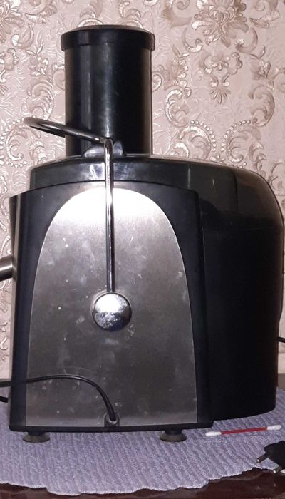Продам соковыжималку Rowenta