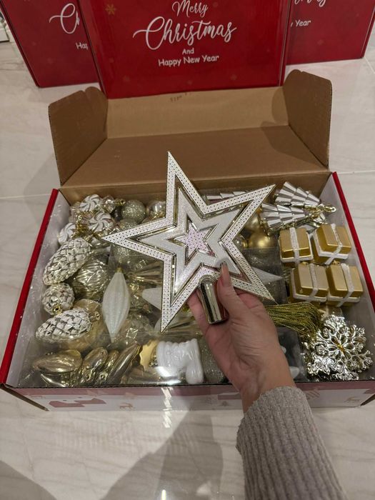 Globuri pentru Crăciun